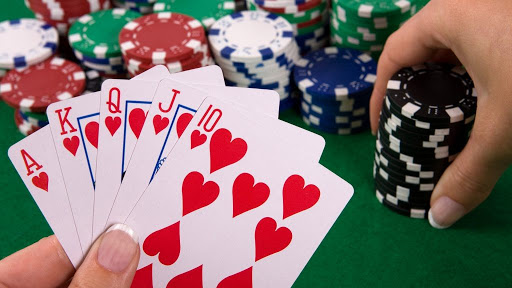 Trik khusus bermain judi poker online uang asli terpercaya